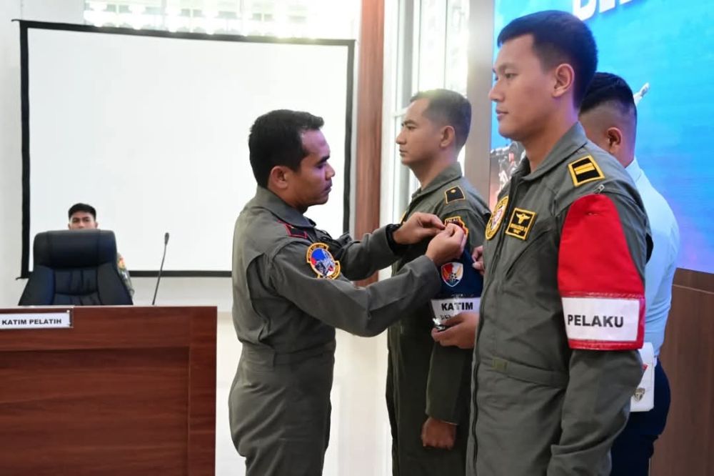 simulasikan-perang-udara-dan-pertah