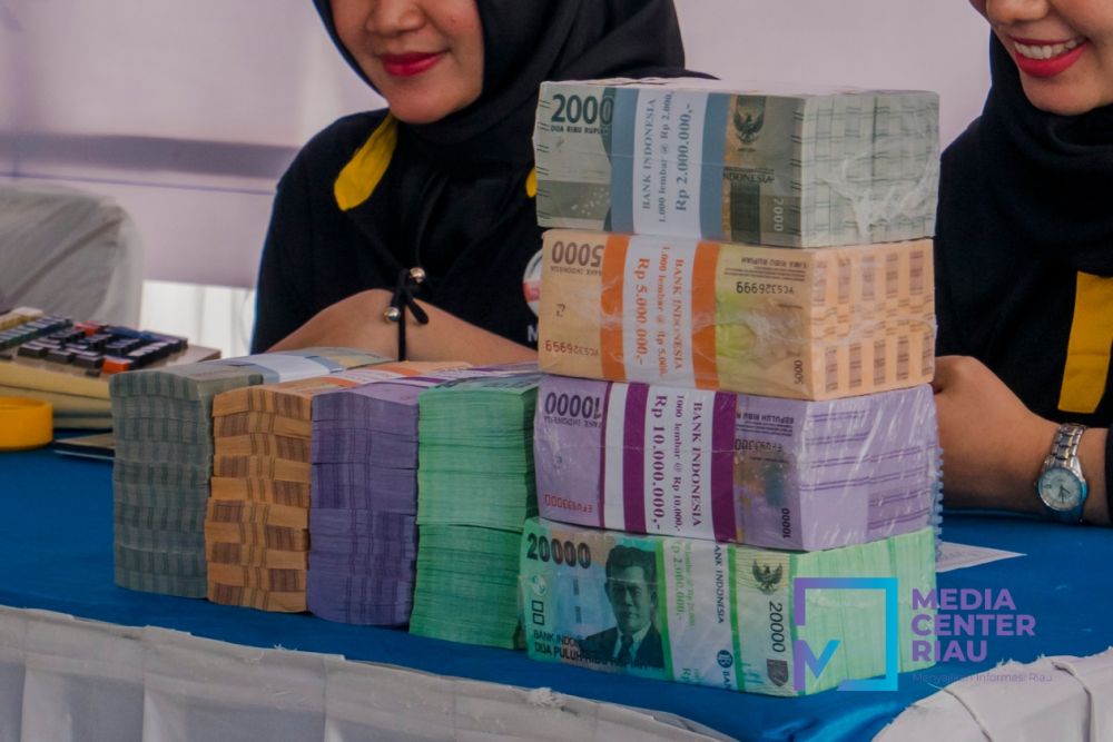 disdik-riau-mulai-proses-pencairan
