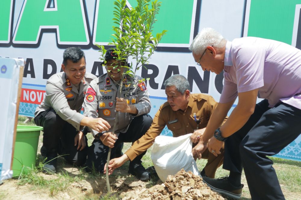 cegah-abrasi-sungai-indragiri-waka